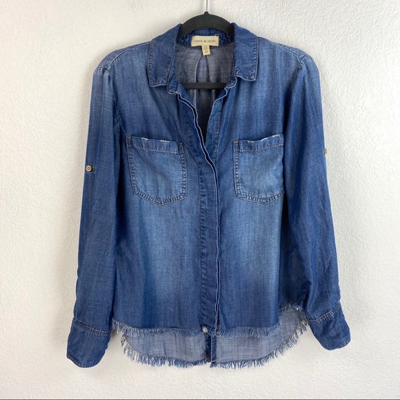 cloth & stone Tops - Cloth & Stone Chambray Denim Fringe Hem Shirt XS